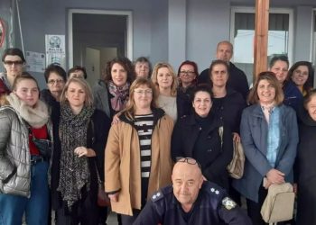 Έβρος: Γυναίκες αγόρασαν από το υστέρημά τους αντιασφυξιογόνες μάσκες για τις δυνάμεις ασφαλείας