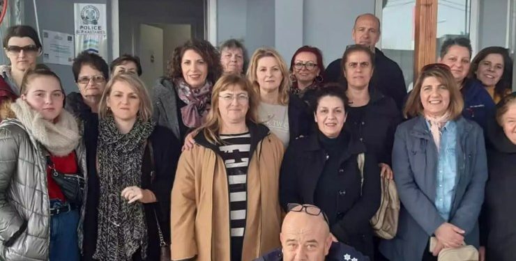 Alldaynews.gr Έβρος: Γυναίκες αγόρασαν από το υστέρημά τους αντιασφυξιογόνες μάσκες για τις δυνάμεις ασφαλείας