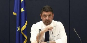 Ξέσπασε ο Χαρδαλιάς για τους ασυνείδητους: Δεν είναι άσκηση, θα προχωρήσουμε σε απαγόρευση κυκλοφορίας