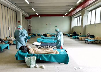 Έλληνας γιατρός στη Ρώμη: Είστε δέκα μέρες πίσω από την Ιταλία, αλλά φοβάμαι τον Ελληνάρα