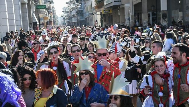 Alldaynews.gr Πάτρα: Η αναβολή του καρναβαλιού έφερε ζόρια – 50% κάτω οι κρατήσεις και μεγάλη μείωση στην κατανάλωση