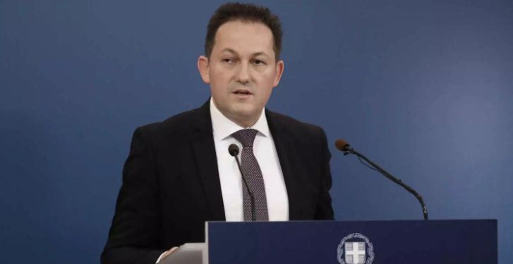 ΕΚΤΑΚΤΟ: Άδεια για τους γονείς με πλήρεις αποδοχές ανακοίνωσε ο Στέλιος Πέτσας