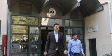 Alldaynews.gr Ο Κικίλιας έψαχνε Προσωπικά ΜΕΘ για τη Φαίη Σκορδά!
