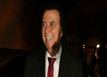 Ο Κοροναϊός νίκησε και τον Σταμάτη Κόκοτα! Αναβάλλονται οι εμφανίσεις του