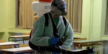 Διαγνώστηκε με κορωνοϊό γονέας μαθητών δημοτικού σχολείου στον Διόνυσο