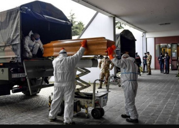 Χώρα Θανάτου η Ιταλία: 919 νεκροί σε ένα 24ωρο – 5.959 νέα κρούσματα