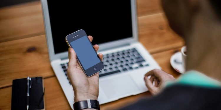 Alldaynews.gr Κορονοϊός: Παράταση για το επίδομα ενοικίου και ΚΕΑ – Μέσω sms η ενημέρωση