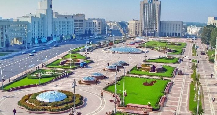 Alldaynews.gr Μαγαζιά ανοιχτά, ματς, σχολεία: Η μοναδική χώρα της Ευρώπης που δεν πήρε ούτε 1 μέτρο για τον κορωνοϊό