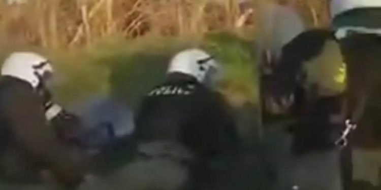 Alldaynews.gr Έβρος ΤΩΡΑ. Τούρκοι ρίχνουν με πραγματικά πυρά αλλά κανείς δεν φεύγει από τη θέση του – Ανταλλαγή πυροβολισμών με Τουρκική χωροφυλακή