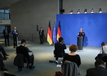 Μέρκελ: «Άνευ προηγουμένου τα μέτρα που ανακοινώνω» – Κλείνουν τα πάντα στη Γερμανία