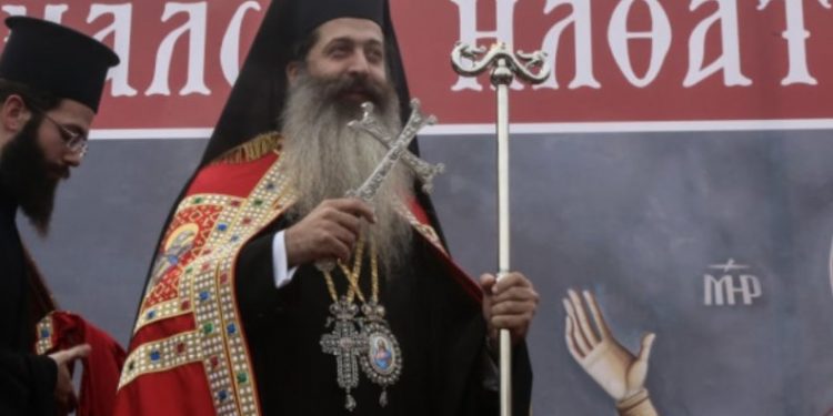 Μητροπολίτης Φθιώτιδας: «Παρακαλούσα τις γιαγιάδες να φύγουν από την εκκλησία και απαντούσαν… ας πεθάνουμε»