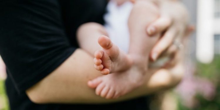 Alldaynews.gr Απέραντη θλίψη στην Ελασσόνα – Βρέφος επτά μηνών έφυγε από τη ζωή