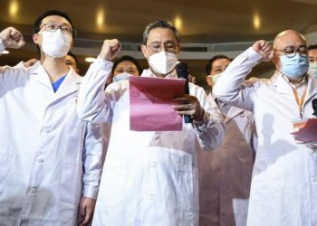 Κορωνοϊός: Ο πιο γνωστός Κινέζος επιδημιολόγος προβλέπει τέλος της επιδημίας ως τον Ιούνιο