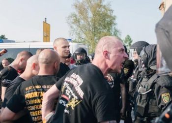 Ανατριχιαστικό ρεπορτάζ από Deutsche Welle: Γερμανοί νεοναζιστές προς τα ελληνοτουρκικά σύνορα;