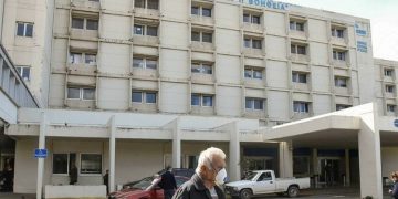 Κοροναϊός: Επιδεινώθηκε η κατάσταση του 66χρονου στην Πάτρα – Κρίσιμες οι επόμενες ώρες