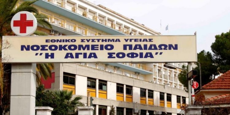 Alldaynews.gr Τραγικό Συμβάν!! Πήγε το παιδί της στο “ΠΑΙΔΩΝ” και κόλλησε και αυτή και το μωρό