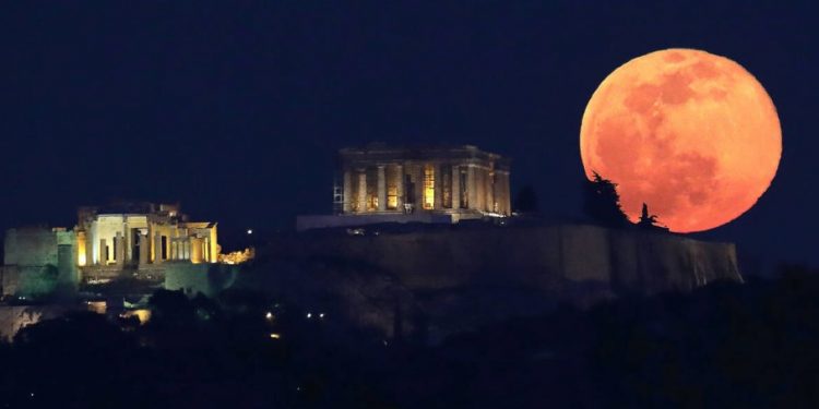 Alldaynews.gr Υπερπανσέληνος 2020: Πότε θα είναι ορατή στη χώρα μας