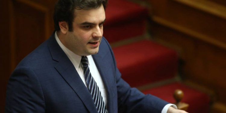 Alldaynews.gr Κορονοϊός: Ο Πιερρακάκης ζητά δωρεάν συνδρομές σε NOVA, Cosmote tv, Wind Vision, Vodafone tv
