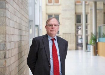 Σύμβουλος βρετανικής κυβέρνησης: Καλύτερο τέλος για τους γέροντες ο κορωνοϊός παρά καρκίνος ή άνοια (!)