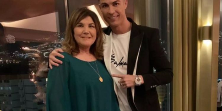 Alldaynews.gr Σοκ! Υπέστη εγκεφαλικό η μητέρα του Κριστιάνο Ρονάλντο