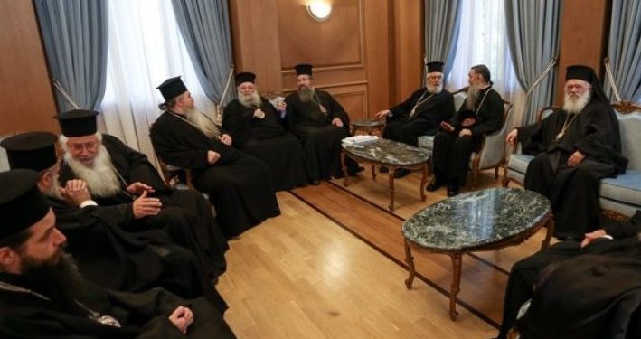 Alldaynews.gr Ιερά Σύνοδος για κοροναϊό: Δεν μεταδίδεται με τη Θεία Κοινωνία