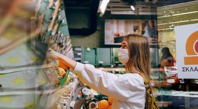 Alldaynews.gr Σκλαβενίτης: Μοιράζει μπόνους 5 εκατ. ευρώ στους 25.000 εργαζόμενους