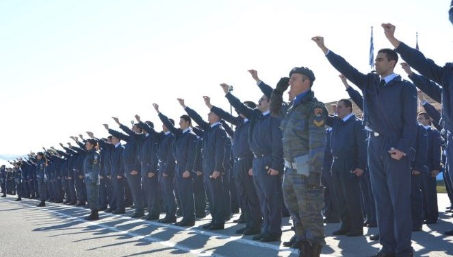 Alldaynews.gr Δεκάδες σμηνίτες εξετάζονται ως ύποπτα κρούσματα κορωνοϊού