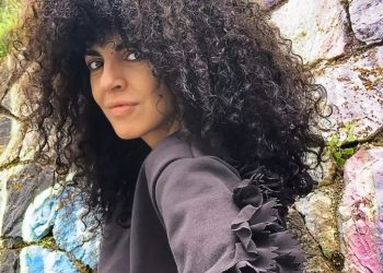 Μαρία Σολωμού: Τρελαθήκατε κάποιοι εντόνως που βγήκα έξω; Εσείς δεν πάτε στο σκύλο σας βόλτα, δεν πάτε supermarket, λαϊκή;