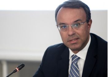 Νέα Έκτακτα μέτρα για 700.000 εργαζόμενους! Προβλέψεις για τα ενοίκια – Τι θα γίνει με όσους απολύουν