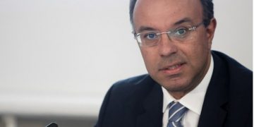 Alldaynews.gr Νέα Έκτακτα μέτρα για 700.000 εργαζόμενους! Προβλέψεις για τα ενοίκια – Τι θα γίνει με όσους απολύουν