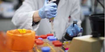 Alldaynews.gr Κορωνοϊός: Πράκτορες της Μοσάντ εξασφάλισαν με… μυστική επιχείρηση 100.000 τεστ για το Ισραήλ