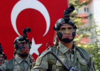 Προκαλεί η Τουρκία: Στέλνει 1000 άνδρες των ειδικών δυνάμεων στα σύνορα για «προστασία» στους μετανάστες