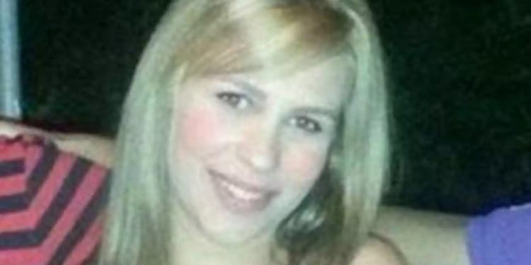 Alldaynews.gr Ζητούν αποζημιώσεις 1.000.000 ευρώ από το δημόσιο για την τραγωδία με νεκρή κοπέλα στο Πολυλίμνιο!