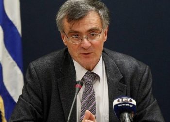 Μας τρομάζει ο Τσιόδρας: Δεν θα εξαφανιστεί ο ιός το καλοκαίρι
