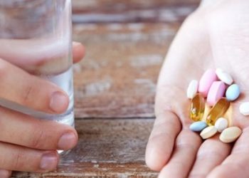 Depon, Panadol, Ponstan: Ποια βλάπτουν, ποια ωφελούν στον κορονοϊό