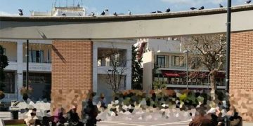 Και οι Παππούδες …ζωάρα! Με τον καφέ τους στα παγκάκια όλοι μαζί