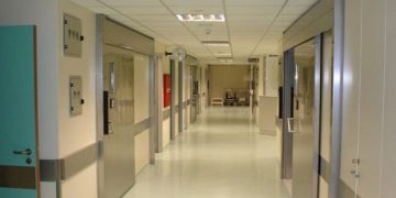 Alldaynews.gr Κραυγή αγωνίας από την κα. Χατζηγιάννη: «Της είπαν ότι πέθανε το παιδί της λίγο μετά την γέννα – 16 χρόνια αργότερα ήρθε χαρτί από τον στρατό»