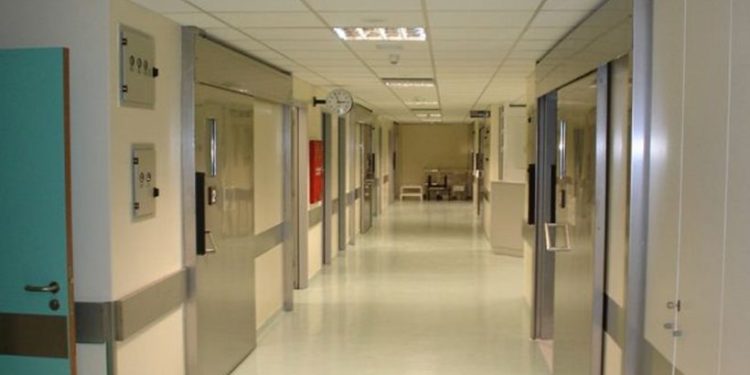 Alldaynews.gr Κραυγή αγωνίας από την κα. Χατζηγιάννη: «Της είπαν ότι πέθανε το παιδί της λίγο μετά την γέννα – 16 χρόνια αργότερα ήρθε χαρτί από τον στρατό»