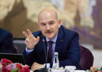 Τουρκία: Επίθεση Σοϊλού σε δημοσιογράφο – «Μήπως εργάζεσαι για την Ελλάδα;» (Video)