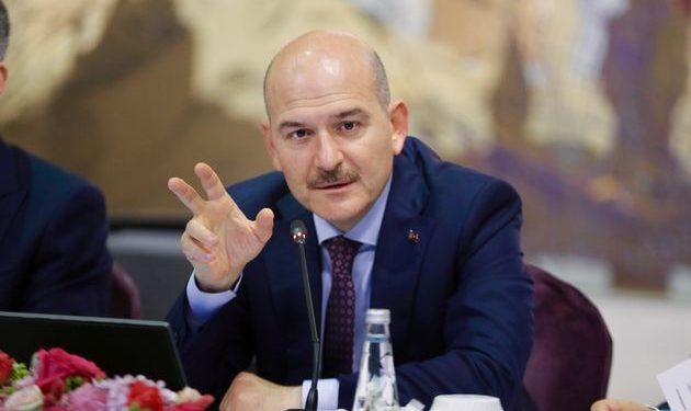 Alldaynews.gr Τουρκία: Επίθεση Σοϊλού σε δημοσιογράφο – «Μήπως εργάζεσαι για την Ελλάδα;» (Video)
