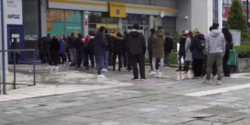 Κορωνοϊός: Ποια μέτρα τηρούμε; Δείτε κατάντια στην εφορία