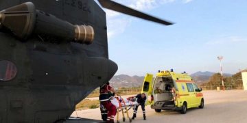 Alldaynews.gr Ζητούν από τον εφοπλιστή που έσπασε την καραντίνα να πληρώσει τα έξοδα αεροδιακομιδής του