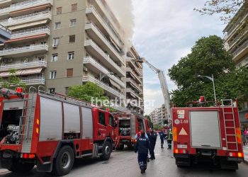 ΠΡΙΝ ΑΠΟ ΛΙΓΟ: Τραγωδία στη Θεσσαλονίκη. Ένας νεκρός από φωτιά σε διαμέρισμα(pics, video)