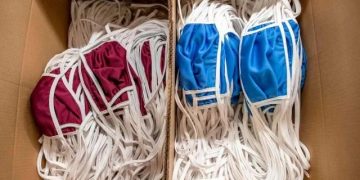 Alldaynews.gr Οι χώρες αγοράζουν χειρουργικές μάσκες και τους έρχονται “κινέζικες” παραλλαγές – Την πάτησαν και οι Φινλανδοί