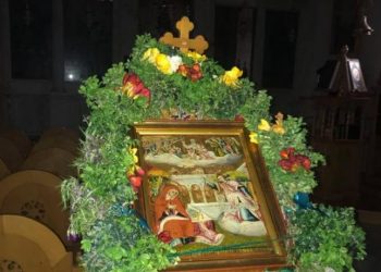 Κορωνοϊός-Κρήτη: «Έζωσαν» με σχοινιά τον Άγιο Μηνά για να ξορκίσουν την πανδημία (pic, vid)