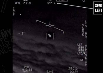 Έγινε και αυτό! Το αμερικανικό Πεντάγωνο δημοσίευσε βίντεο που κατέγραψαν «UFO»