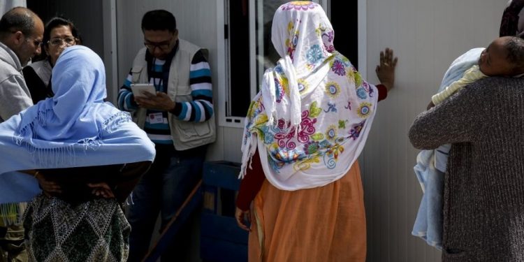 Alldaynews.gr Μηταράκης: Στο «Αλεξάνδρα» ίσως κόλλησε κορονοϊό η Μετανάστρια από τη Ριτσώνα