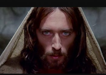 Το «τρικ» του Φράνκο Τζεφιρέλι στον «Ιησού από τη Ναζαρέτ» που κανείς δεν έχει αντιληφθεί