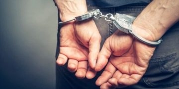 Σοκ για τα Τηλεμάρκετινγκ-Χειροπέδες σε γνωστό επιχειρηματία