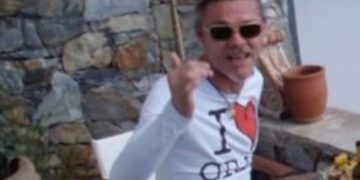 Alldaynews.gr Νεκρός ο Γιάννης Ζαμπαρδίκος